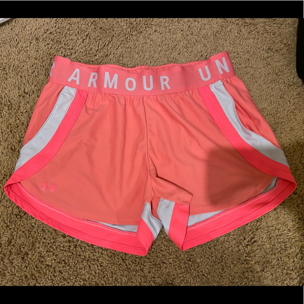 Under Armour shorts Pink Medium